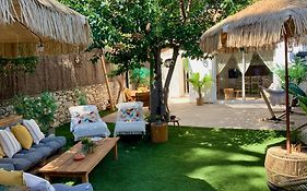 Maisonnette Avec Terrasse Et Jardin-Parking Prive-9Mn Des Plages A Pied