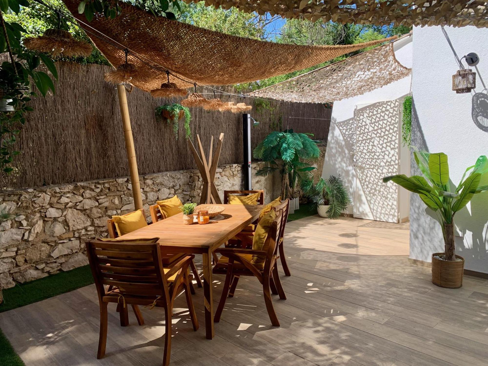 Maisonnette Avec Terrasse Et Jardin-Parking Prive-9Mn Des Plages A Pied La Ciotat Exteriér fotografie